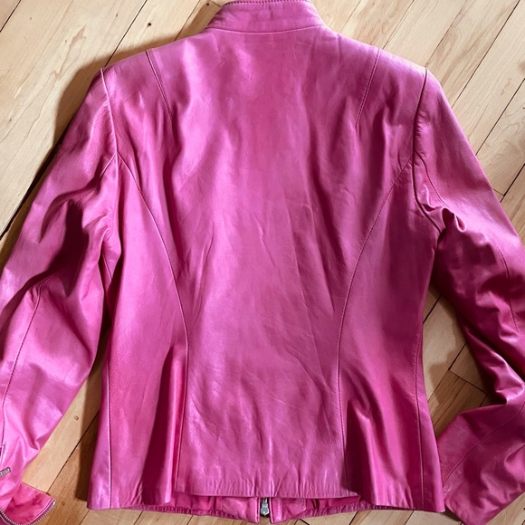 EUC Danier Italian Leather Bomber Jacket - Picture 5 of 7